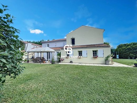 Luxury home in Saint-Césaire, Charente-Maritime
