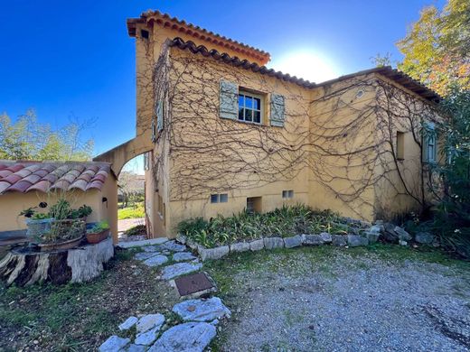 منزل ﻓﻲ Tourrettes-sur-Loup, Alpes-Maritimes