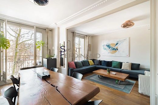 Apartment in Monceau, Courcelles, Ternes, Paris
