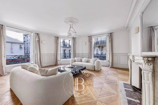 Διαμέρισμα σε Tour Eiffel, Invalides – Ecole Militaire, Saint-Thomas d’Aquin, Paris