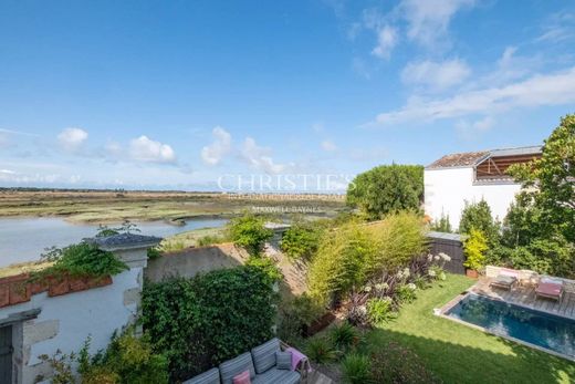 Luxus-Haus in Loix, Charente-Maritime