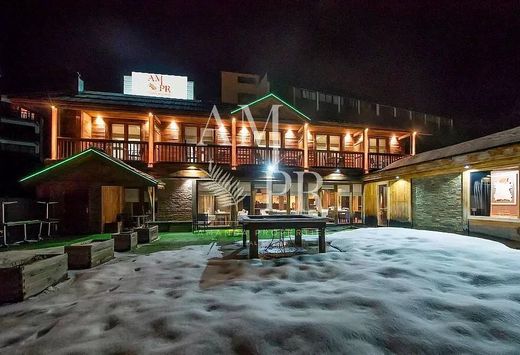 Chalet in Pra-Loup, Alpes-de-Haute-Provence