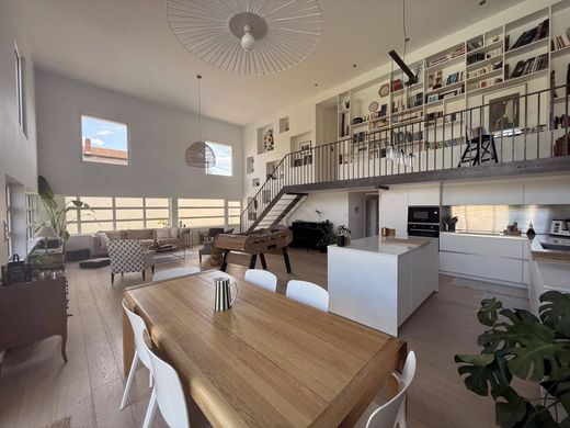 Luxury home in Bordeaux, Gironde