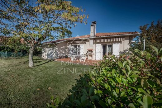 Luxury home in La Teste-de-Buch, Gironde