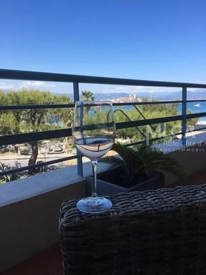 ﺷﻘﺔ ﻓﻲ Antibes, Alpes-Maritimes