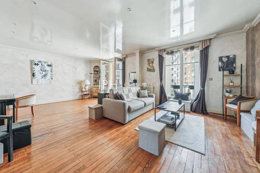 Piso / Apartamento en Neuilly-sur-Seine, Altos de Sena