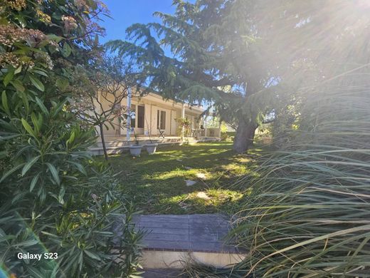 Luxus-Haus in Salon-de-Provence, Bouches-du-Rhône