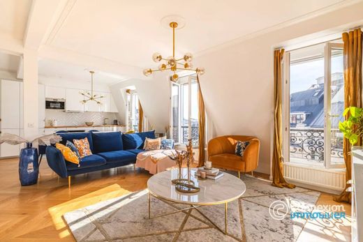 Apartment / Etagenwohnung in Canal Saint Martin, Château d’Eau, Porte Saint-Denis, Paris