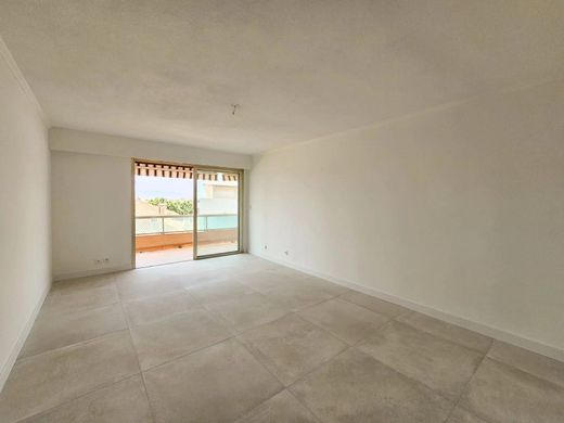 Piso / Apartamento en Saint-Raphaël, Var