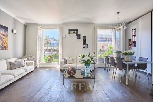 Apartment in Sorbonne, Jardin des Plantes, Saint-Victor, Paris