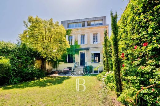 Πολυτελή κατοικία σε Μπορντό, Gironde