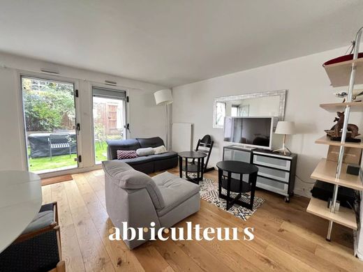 Apartment in Nanterre, Hauts-de-Seine