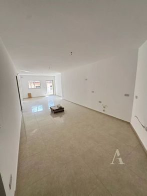 Apartament w Santa Venera, Saint Venera