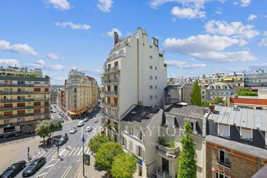 Apartment in La Muette, Auteuil, Porte Dauphine, Paris