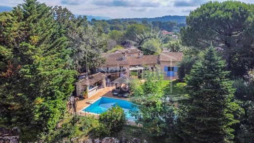 Maison de luxe à Roquefort-les-Pins, Alpes-Maritimes