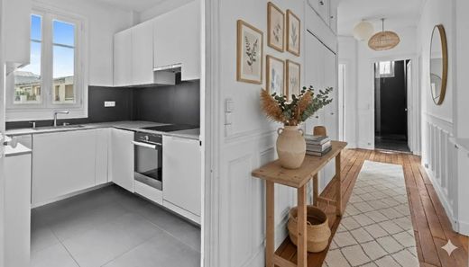 Apartment in Garches, Hauts-de-Seine