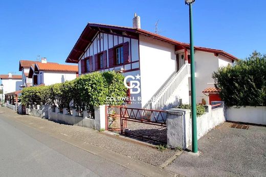 Luxury home in Guéthary, Pyrénées-Atlantiques