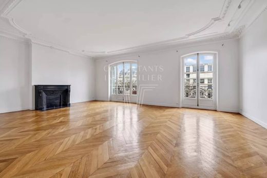 Apartment in La Muette, Auteuil, Porte Dauphine, Paris