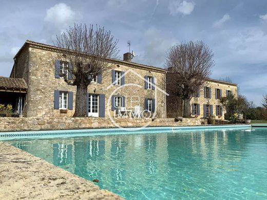 Rural or Farmhouse in Saint-Quentin-de-Caplong, Gironde