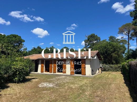Luxury home in Lège-Cap-Ferret, Gironde