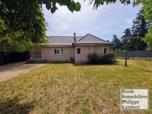 Luxury home in Chartrettes, Seine-et-Marne
