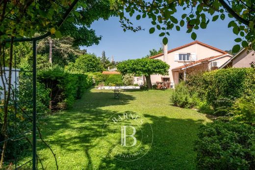 Элитный дом, Saint-Cyr-au-Mont-d'Or, Rhône