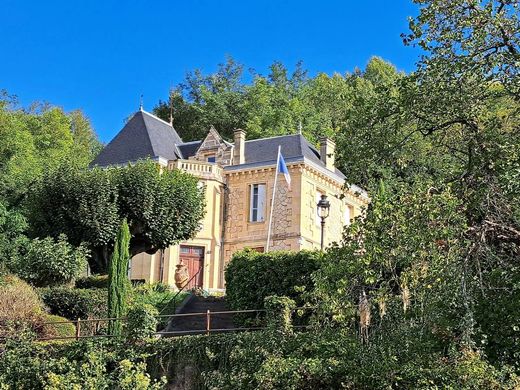 Castello a Saint-Seurin-de-Bourg, Gironda