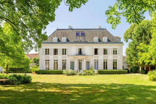 Maison de luxe à Montgeron, Essonne