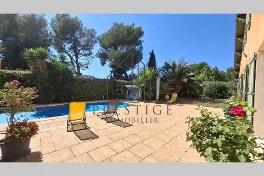 Casa di lusso a Aubagne, Bocche del Rodano