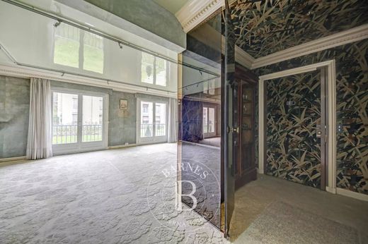 Versailles, Yvelinesのアパートメント