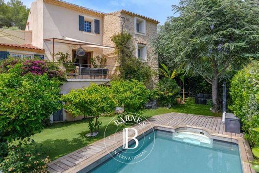 Rural or Farmhouse in Bandol AOC, Var
