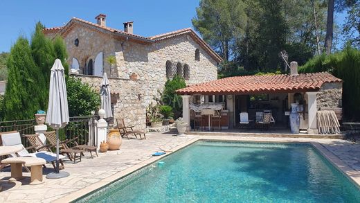 Villa in Le Rouret, Alpes-Maritimes