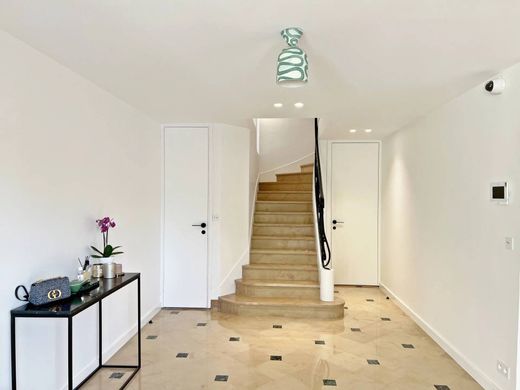 Casa di lusso a Saint-Maur-des-Fossés, Val-de-Marne