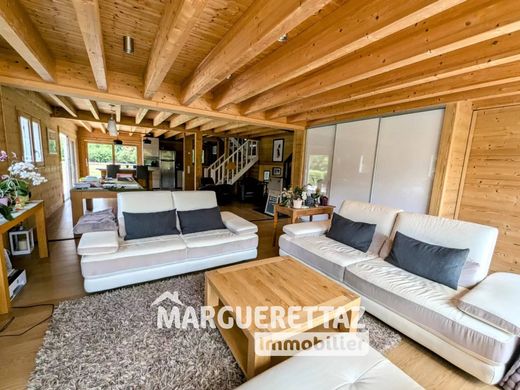 Luxe woning in Peillonnex, Haute-Savoie