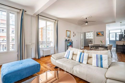 Apartment in La Muette, Auteuil, Porte Dauphine, Paris