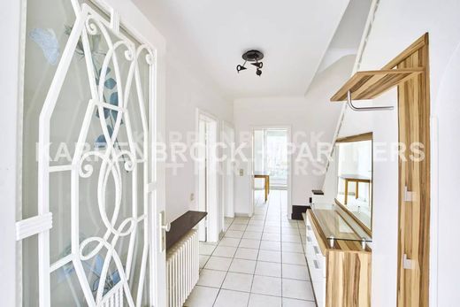 Casa de lujo en Niedercorn, Differdange