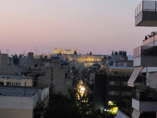 Piso / Apartamento en Atenas, Nomarchía Athínas