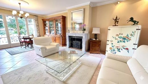 Luxus-Haus in Fontainebleau, Seine-et-Marne