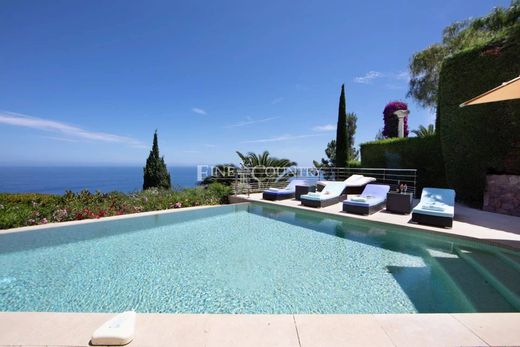 빌라 / Théoule-sur-Mer, Alpes-Maritimes