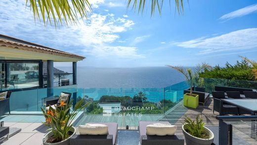 Luxury home in Èze, Alpes-Maritimes