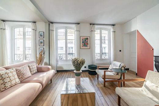 Apartment in Montreuil, Seine-Saint-Denis