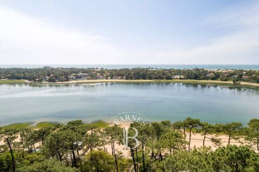 Luxury home in Hossegor, Landes