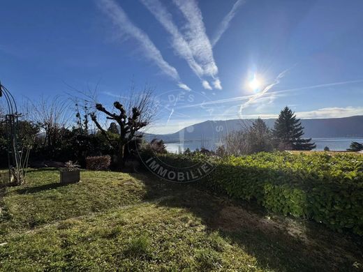 Casa de lujo en Veyrier-du-Lac, Alta Saboya