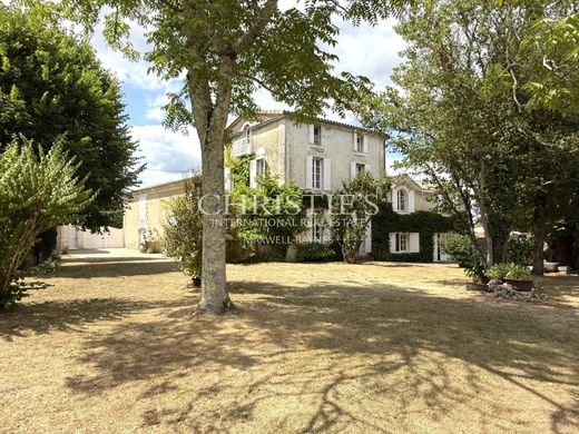 Luxe woning in Ribérac, Dordogne