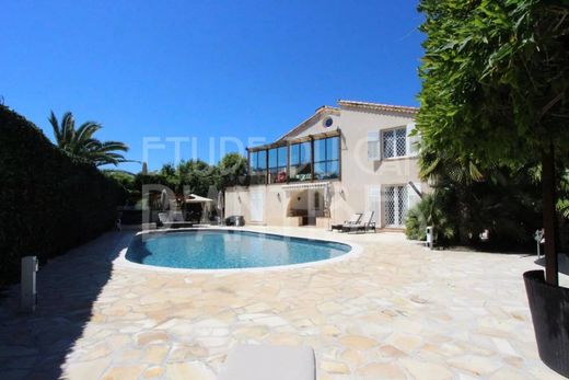 豪宅  Antibes, Alpes-Maritimes