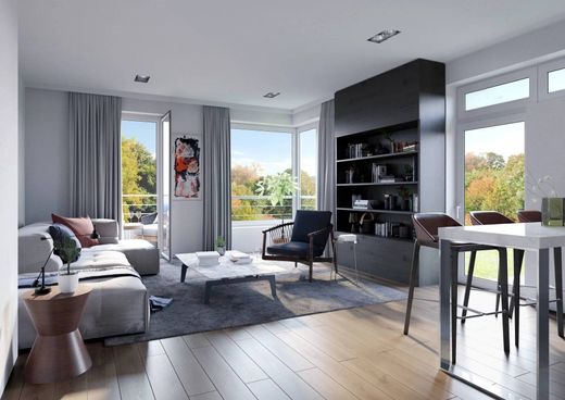 Apartment in Puteaux, Hauts-de-Seine