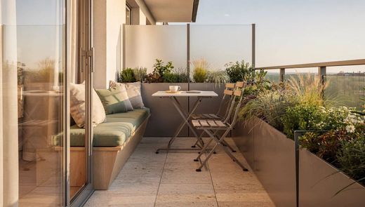 Apartment in Bois-Colombes, Hauts-de-Seine