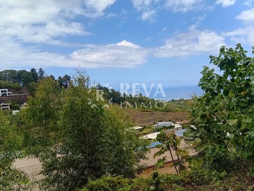 Land in Punaauia, Îles du Vent