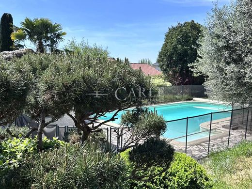 Willa w Genas, Rhône