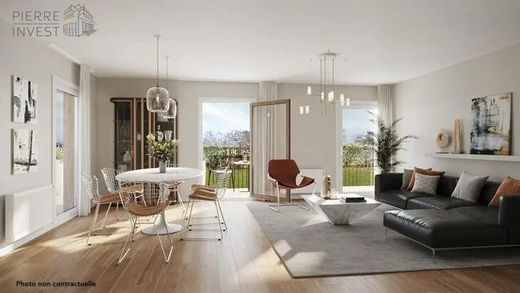 Apartment / Etagenwohnung in Sceaux, Hauts-de-Seine